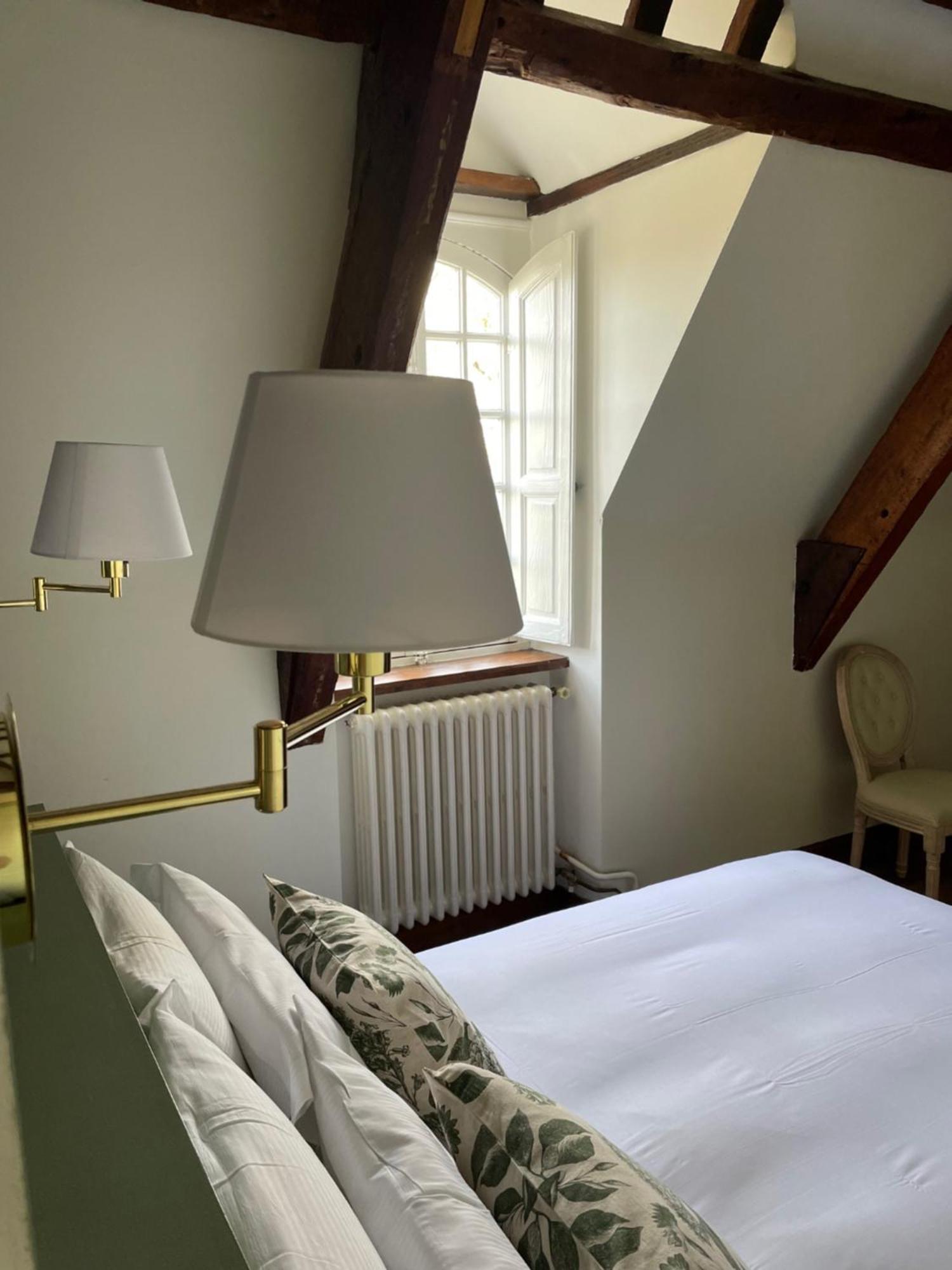 La Meffrais 1741 Acomodação com café da manhã Dinan Quarto foto